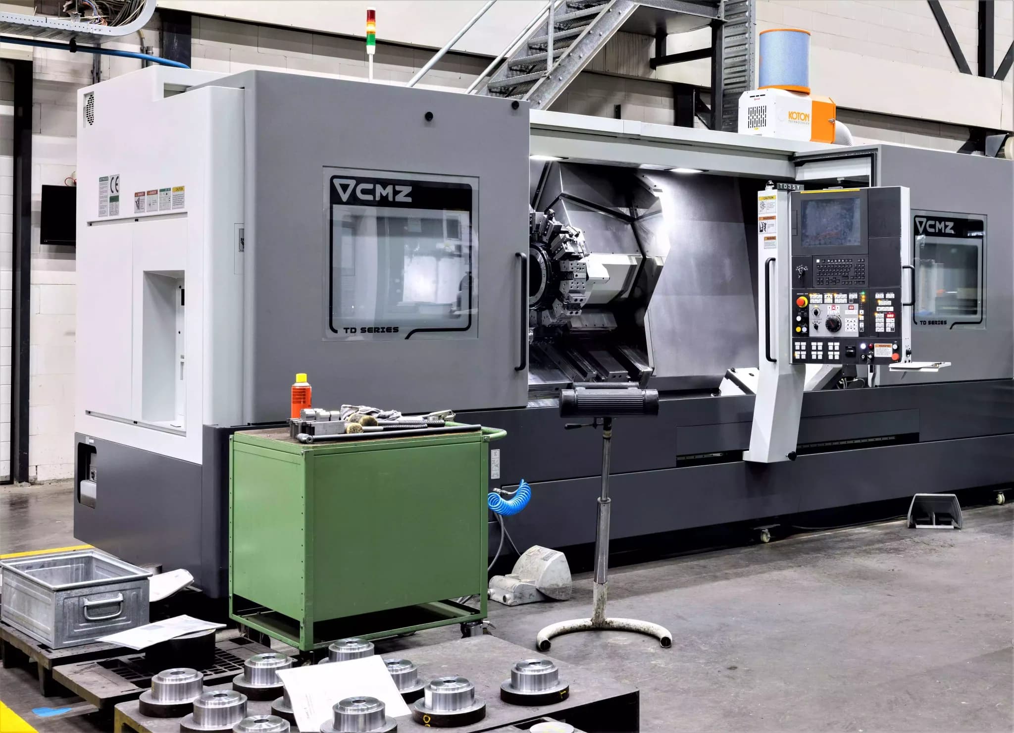 CMZ TD35-Y-2200 in de productieomgeving van Douna