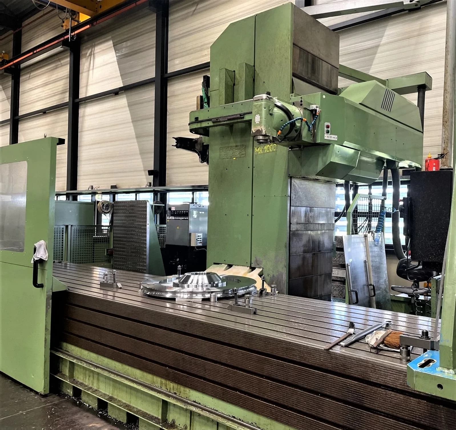 Sachman MX 1000 CNC in Douna’s production environment